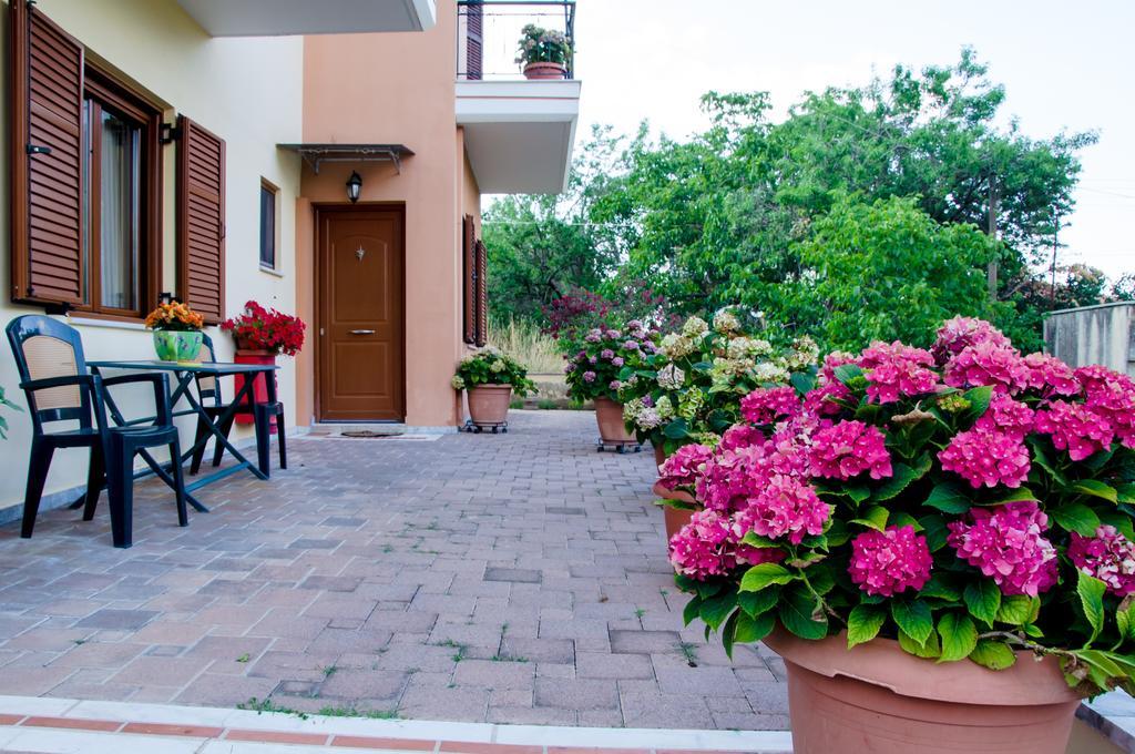Nefeli Apartment Levidhion Bagian luar foto