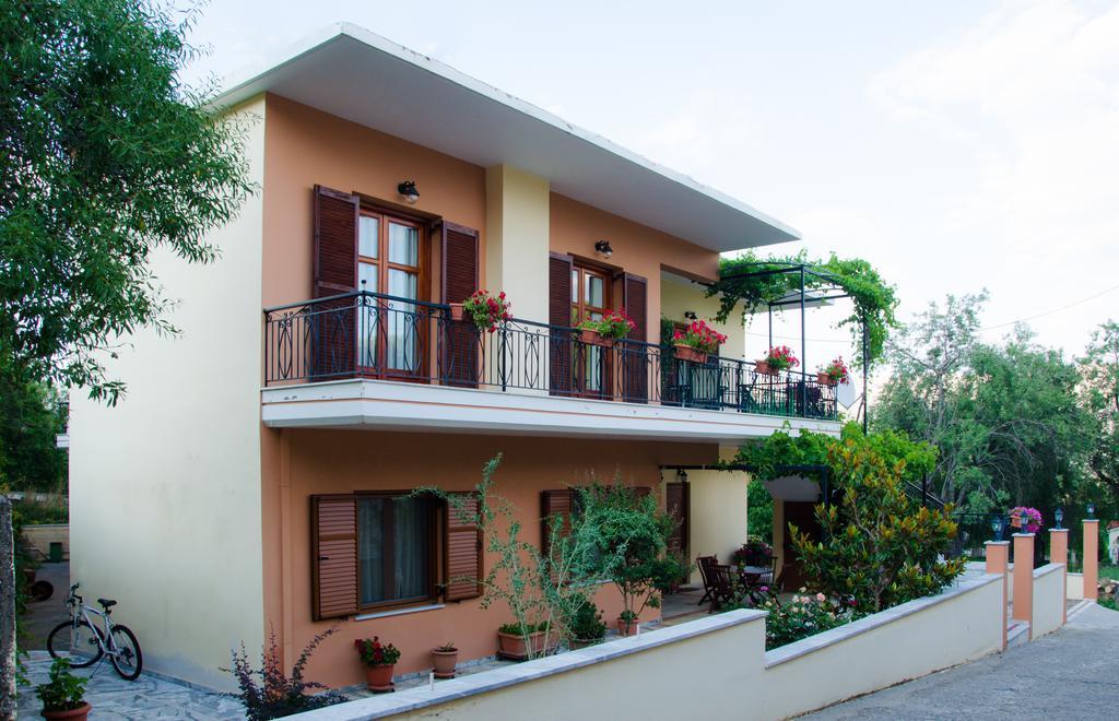 Nefeli Apartment Levidhion Bagian luar foto