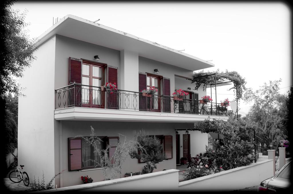 Nefeli Apartment Levidhion Bagian luar foto