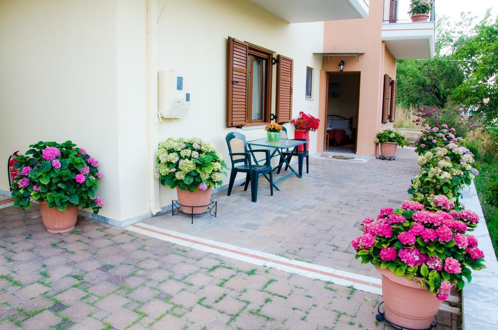 Nefeli Apartment Levidhion Bagian luar foto