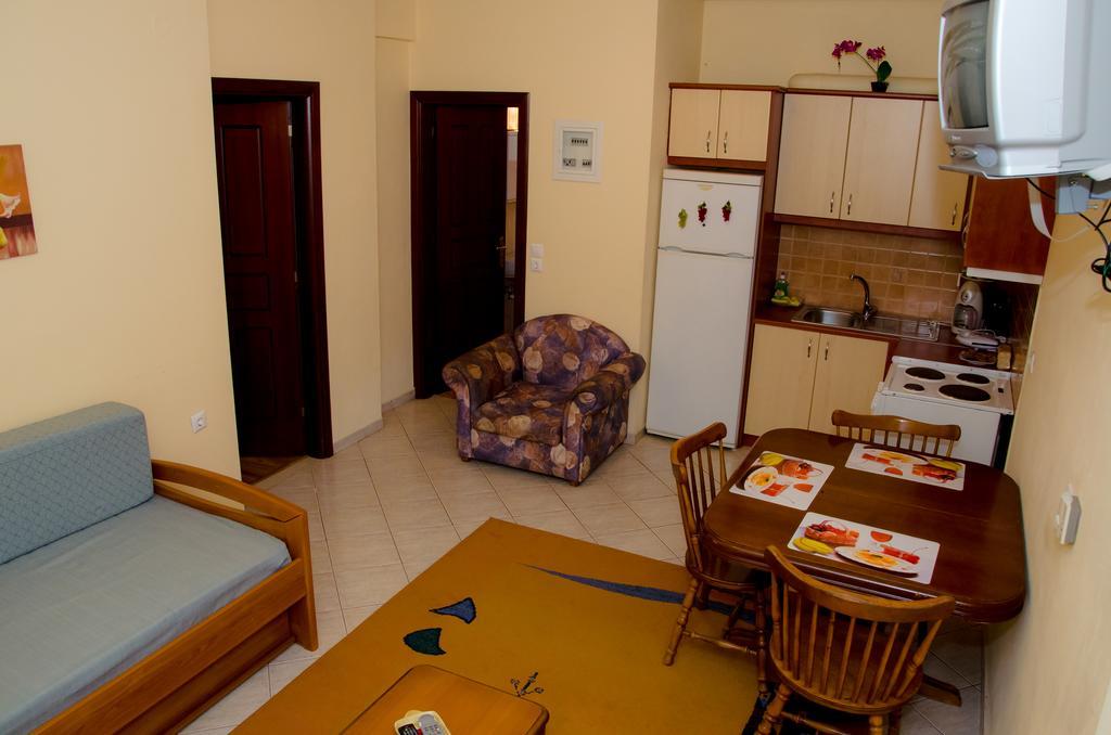 Nefeli Apartment Levidhion Bagian luar foto